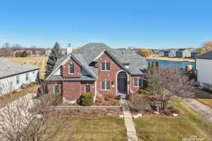 3534 Hidden Fawn Dr, Elgin, IL 60124 - Photo 1