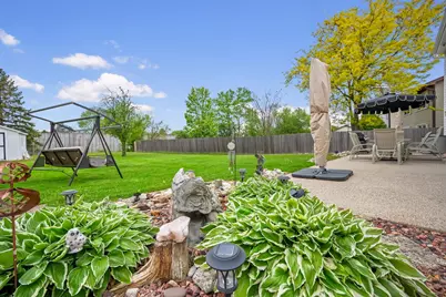 6806 Prairieview Avenue, Woodridge, IL 60517 - Photo 28