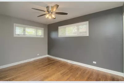 367 W Fremont Avenue, Elmhurst, IL 60126 - Photo 18