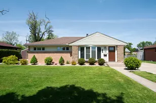 367 W Fremont Ave, Elmhurst, IL 60126 - Photo 1