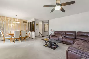 119 Garland Ct, Glendale Heights, IL 60139 - Photo 2
