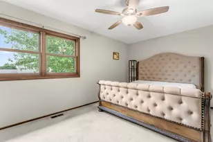 119 Garland Ct, Glendale Heights, IL 60139 - Photo 16