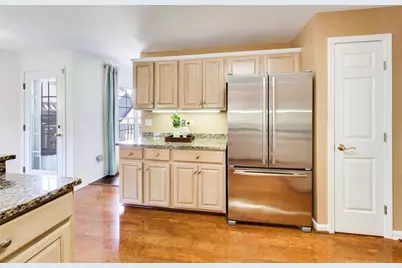 11171 Edgebrook Lane, Indian Head Park, IL 60525 - Photo 10