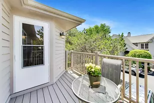 11171 Edgebrook Ln, Indian Head Park, IL 60525 - Photo 12
