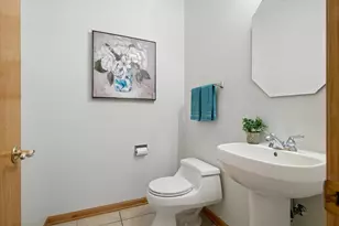 2304 Sarazen Dr, Vernon Hills, IL 60061 - Photo 18