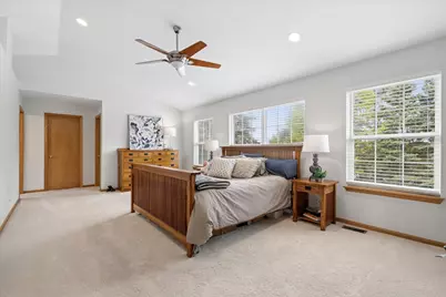 2304 Sarazen Drive, Vernon Hills, IL 60061 - Photo 20