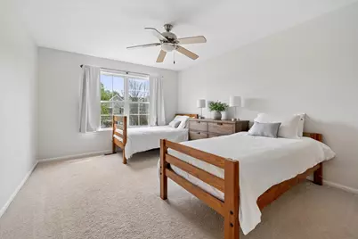 2304 Sarazen Drive, Vernon Hills, IL 60061 - Photo 26