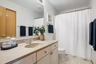 2304 Sarazen Dr, Vernon Hills, IL 60061 - Photo 26
