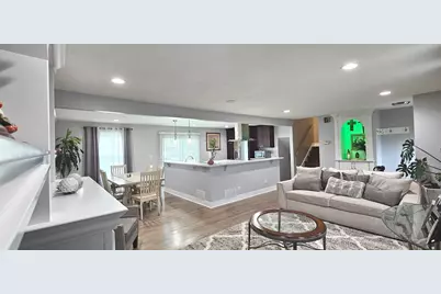 17W335 Forestview Drive, Bensenville, IL 60106 - Photo 4