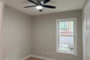 7754 S Burnham Ave, Chicago, IL 60649 - Photo 8