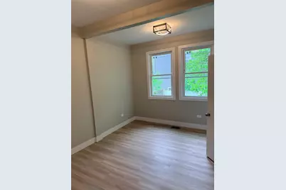 7754 S Burnham Avenue, Chicago, IL 60649 - Photo 10