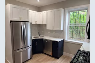 7754 S Burnham Avenue, Chicago, IL 60649 - Photo 4