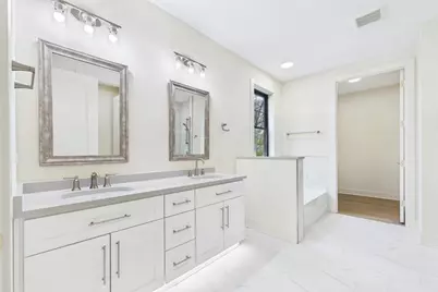 20470 N Old Hicks Road, Long Grove, IL 60047 - Photo 10