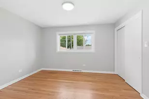 10849 S Christiana Ave, Chicago, IL 60655 - Photo 16