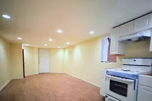 1615 W Foster Ave, Chicago, IL 60640 - Photo 2