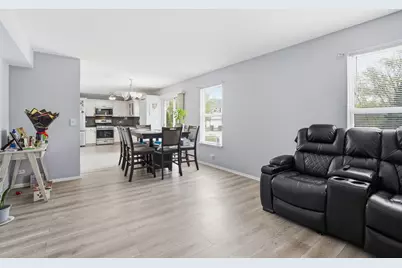 1745 N Frolic Avenue, Waukegan, IL 60085 - Photo 12