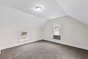 242 E Pine St, Paxton, IL 60957 - Photo 20