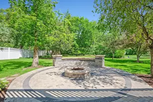 832 Bemis Rd, Glen Ellyn, IL 60137 - Photo 54