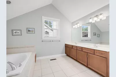 832 Bemis Road, Glen Ellyn, IL 60137 - Photo 18