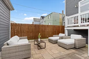3510 W Melrose St, Chicago, IL 60618 - Photo 42