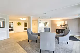 2000 St Regis Dr, Lombard, IL 60148 - Photo 2