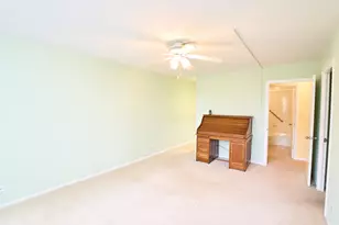 2000 St Regis Dr, Lombard, IL 60148 - Photo 12