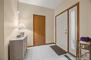 1310 Tennyson Ln, Naperville, IL 60540 - Photo 10