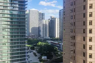 222 N Columbus Dr, Chicago, IL 60601 - Photo 14
