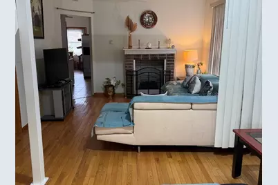 5819 S Fairfield Avenue, Chicago, IL 60629 - Photo 4