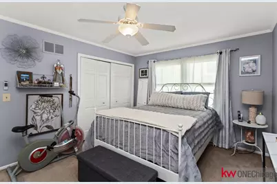 228 N Walnut Lane, Schaumburg, IL 60194 - Photo 14