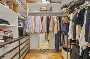33 W Huron St, Chicago, IL 60654 - Photo 16