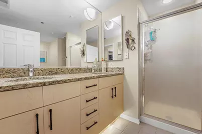 33 W Huron Street #413, Chicago, IL 60654 - Photo 14