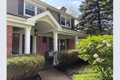 909 E Rockwell Street, Arlington Heights, IL 60005 - Photo 2