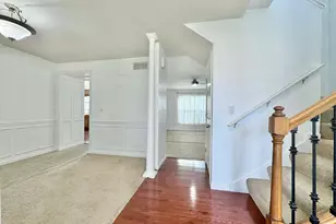 3207 Katie Lynn Dr, Champaign, IL 61822 - Photo 4