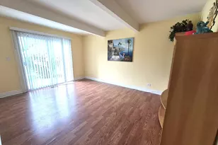 616 Claridge Cir, Hoffman Estates, IL 60169 - Photo 10