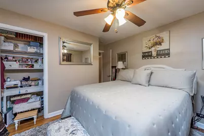 1111 N Berwick Boulevard, Waukegan, IL 60085 - Photo 10