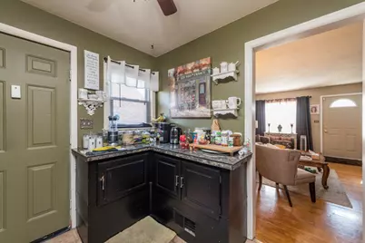 1111 N Berwick Boulevard, Waukegan, IL 60085 - Photo 8