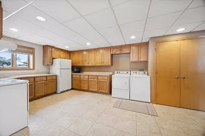 8401 Golfview Drive, Orland Park, IL 60462 - Photo 30