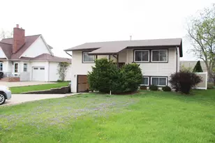 1326 Degener Ave, Elmhurst, IL 60126 - Photo 22