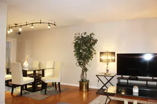 1326 Degener Ave, Elmhurst, IL 60126 - Photo 8