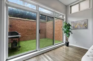 2867 W Palmer St, Chicago, IL 60647 - Photo 10
