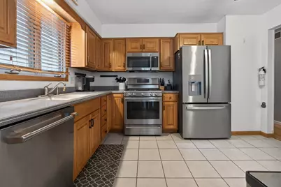 32 Kenfield Circle, Bloomington, IL 61704 - Photo 12