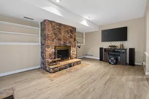 32 Kenfield Cir, Bloomington, IL 61704 - Photo 22