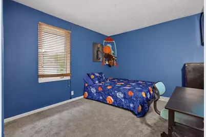 32 Kenfield Circle, Bloomington, IL 61704 - Photo 16