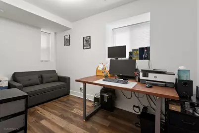 2825 W Walnut Street, Chicago, IL 60612 - Photo 18