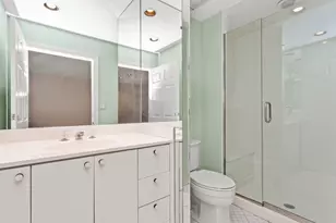 22 Regent wood Rd, Northfield, IL 60093 - Photo 22