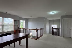 2560 W Sprce Dr, Round Lake, IL 60073 - Photo 32