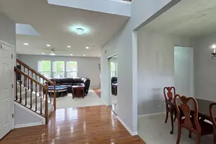2560 W Sprce Dr, Round Lake, IL 60073 - Photo 4