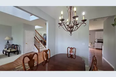 2560 W Sprce Drive, Round Lake, IL 60073 - Photo 8
