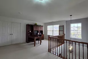2560 W Sprce Dr, Round Lake, IL 60073 - Photo 22